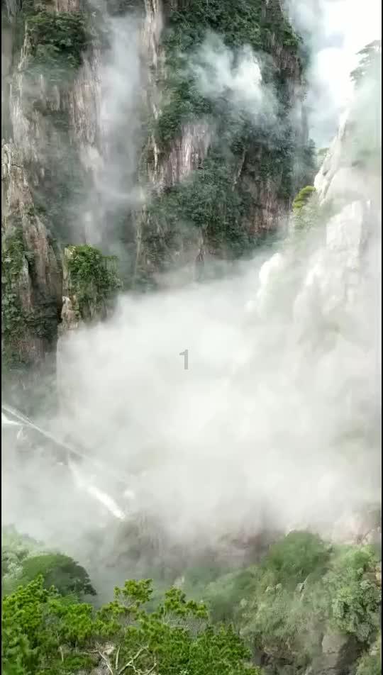 扶摇：阮经天饰演的长孙无极和章鹤年在偷偷地密谋什么事情呢？游戏画面